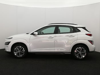 Used Hyundai KONA 2023 for sale - 79253195: Photo