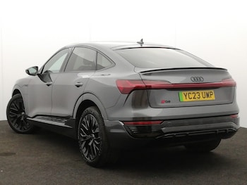 Used Audi Q8 2023 for sale - 78910363: Photo