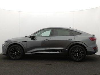 Used Audi Q8 2023 for sale - 78910363: Photo
