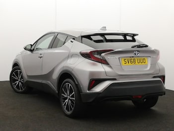 Used Toyota C-HR 2018 for sale - 79612295: Photo