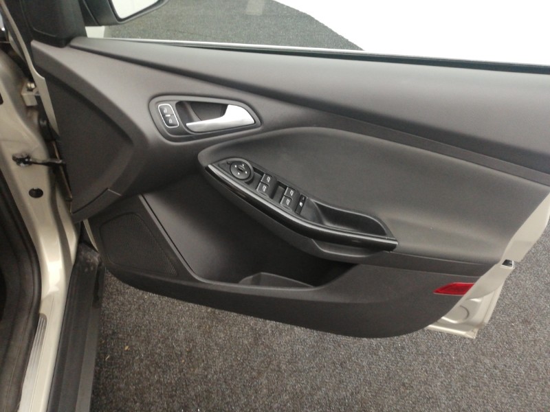 Used Ford Focus 2016 for sale - 77458163: Photo 16