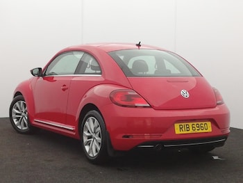Used Volkswagen Beetle 2018 for sale - 79315891: Photo