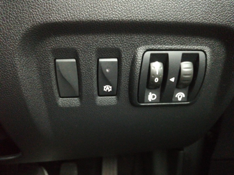 Used Renault Captur 2018 for sale - 78133036: Photo 16