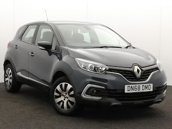 Used Renault Captur 2018 for sale - 78133036: Photo