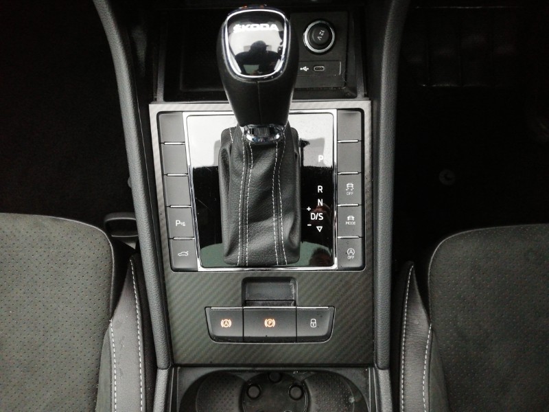 Used Skoda Superb 2023 for sale - 77573385: Photo 12