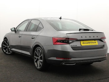 Used Skoda Superb 2023 for sale - 77573385: Photo