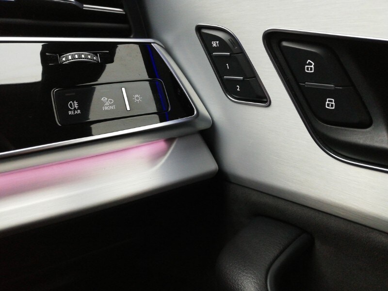 Used Audi Q8 2022 for sale - 77852663: Photo 15