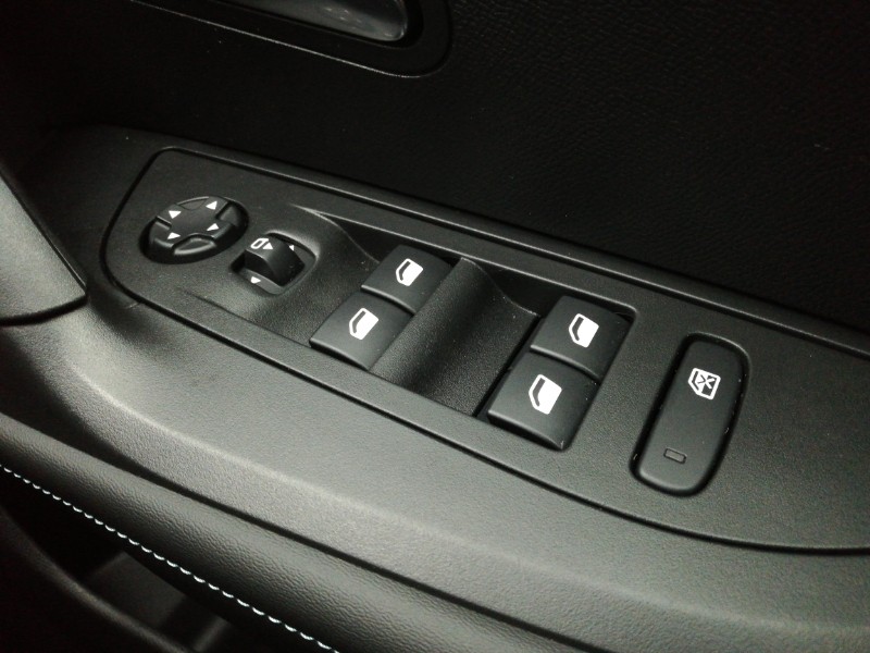 Used Peugeot 2008 2023 for sale - 76414629: Photo 15