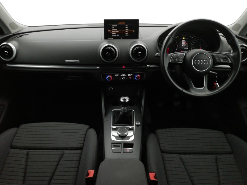 Used Audi A3 2017 for sale - 77627946: Photo 2