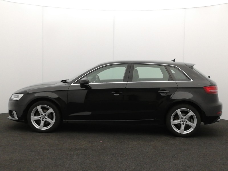 Used Audi A3 2017 for sale - 77627946: Photo 4