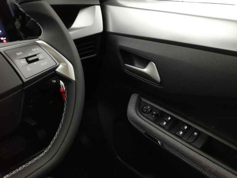 Used Vauxhall Frontera 2025 for sale - 76935549: Photo 11