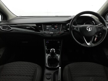 Used Vauxhall Astra 2018 for sale - 79011457: Photo