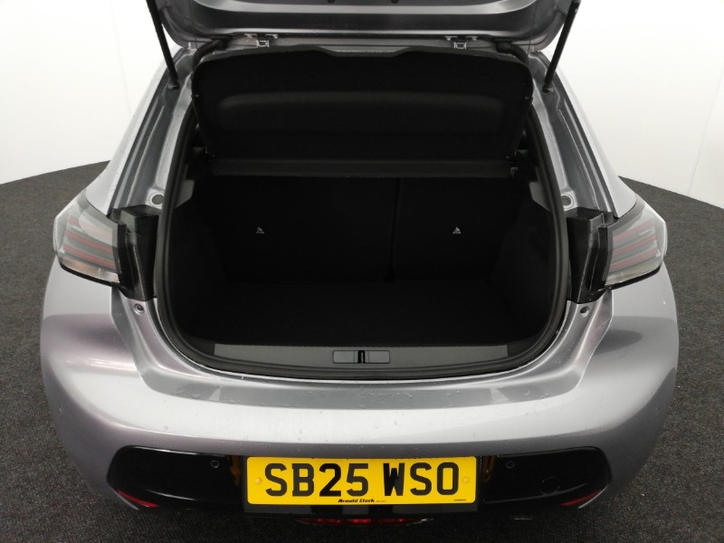 Used Peugeot 208 2025 for sale - 76860453: Photo 8