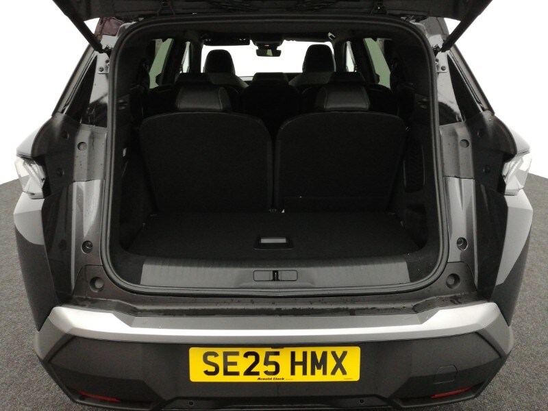 Used Peugeot 5008 2025 for sale - 76199460: Photo 8