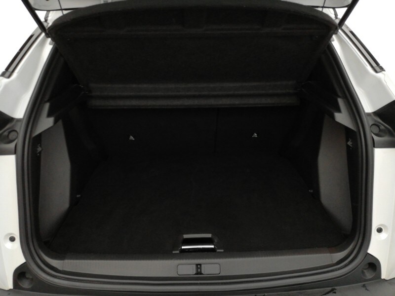 Used Peugeot 2008 2022 for sale - 78211449: Photo 8