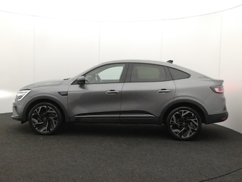 Used Renault Arkana 2024 for sale - 76537120: Photo