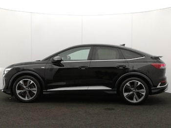 Used Audi Q4 e-tron 2022 for sale - 78916392: Photo