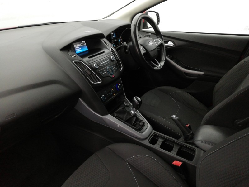 Used Ford Focus 2015 for sale - 77933592: Photo 5