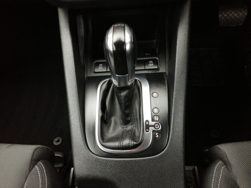 Used Volkswagen Scirocco 2011 for sale - 77183948: Photo 12