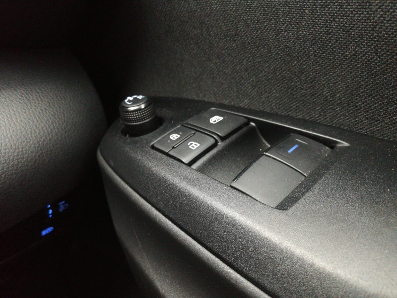 Used Toyota Yaris 2023 for sale - 78085354: Photo 16