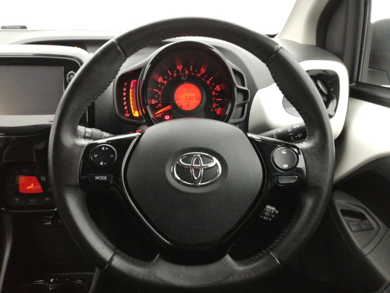 Used Toyota AYGO 2017 for sale - 76208267: Photo 11