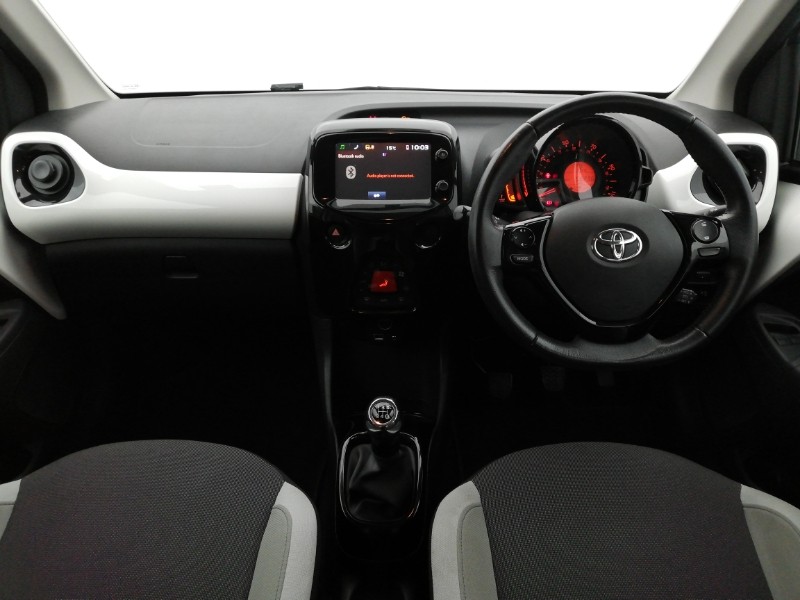 Used Toyota AYGO 2017 for sale - 76208267: Photo 2