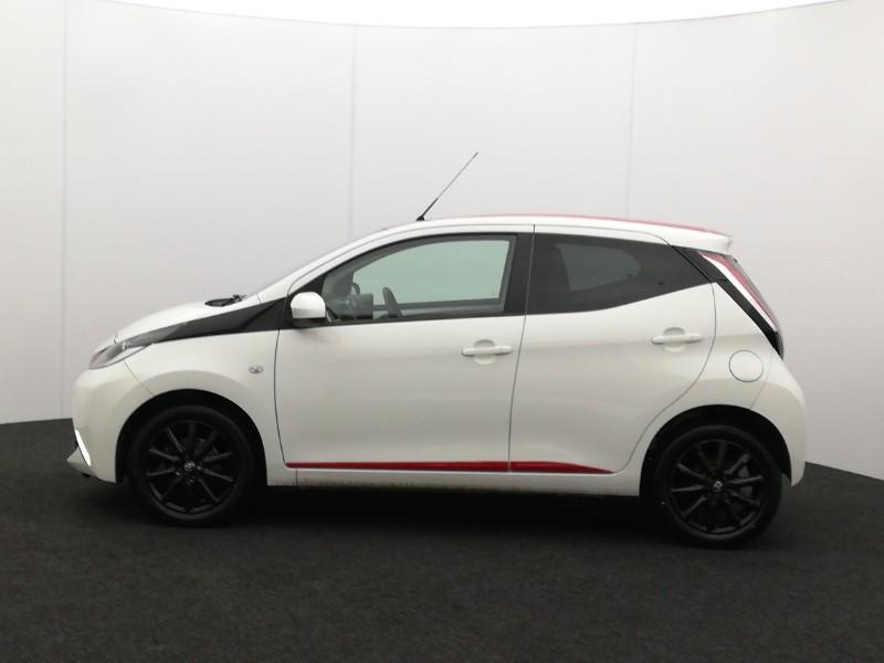 Used Toyota AYGO 2017 for sale - 76208267: Photo 4