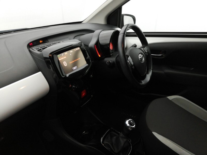 Used Toyota AYGO 2017 for sale - 76208267: Photo 5