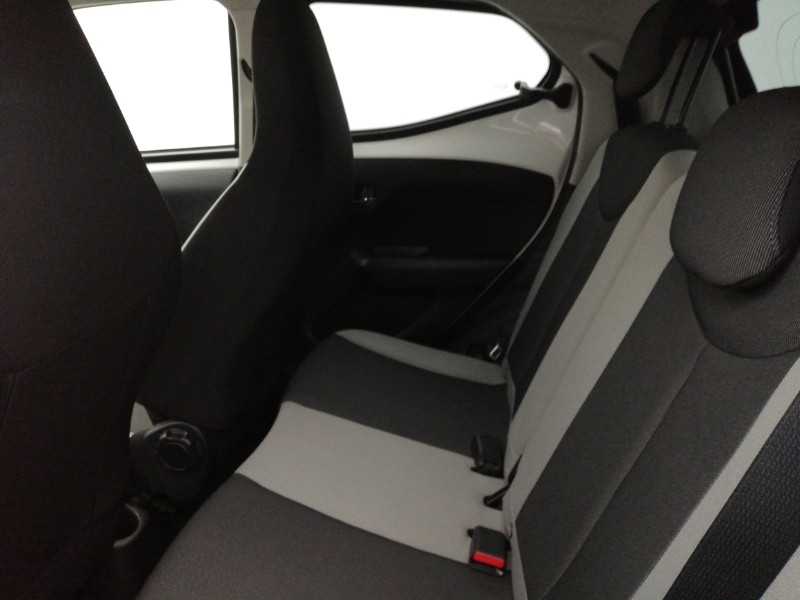 Used Toyota AYGO 2017 for sale - 76208267: Photo 6