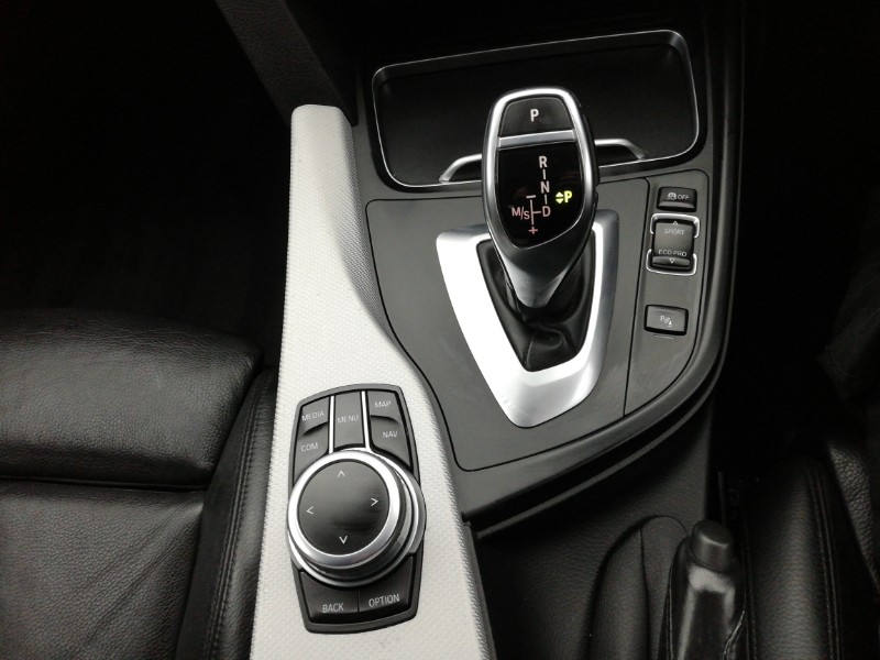 Used BMW 3 Series 2018 for sale - 76736941: Photo 12