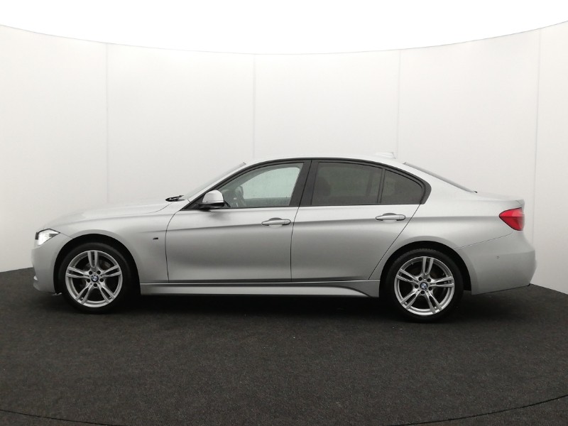 Used BMW 3 Series 2018 for sale - 76736941: Photo 4