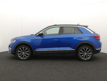 Used Volkswagen T-Roc 2019 for sale - 76471710: Photo