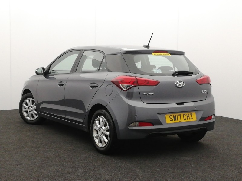 Used Hyundai i20 2017 for sale - 76397588: Photo 3