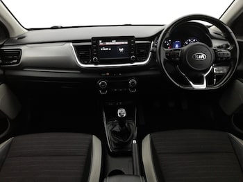 Used Kia Stonic 2019 for sale - 78910371: Photo