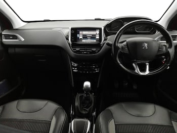 Used Peugeot 2008 2017 for sale - 76172239: Photo
