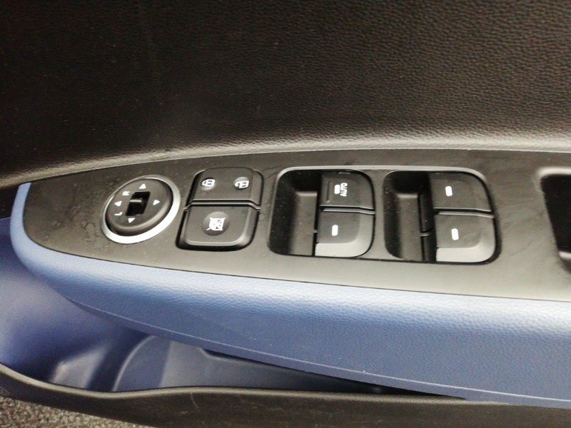 Used Hyundai i10 2016 for sale - 76414628: Photo 15