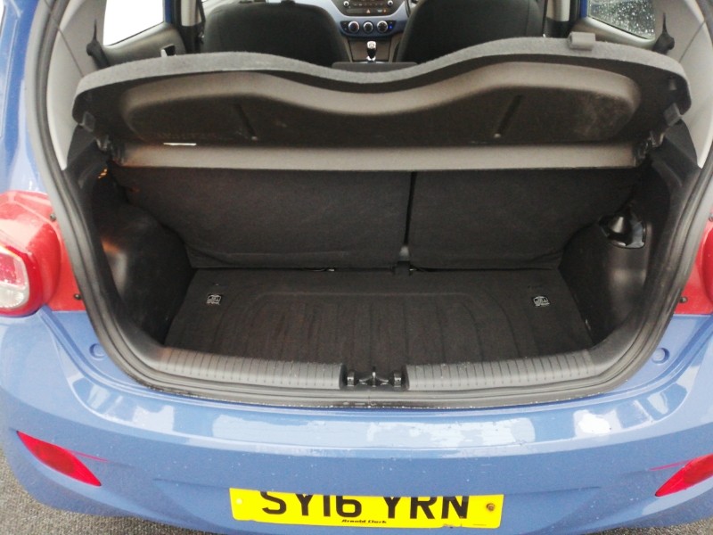 Used Hyundai i10 2016 for sale - 76414628: Photo 8