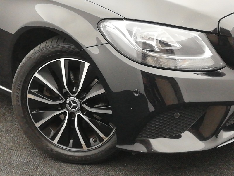 Used Mercedes-Benz C Class 2018 for sale - 77717055: Photo 9