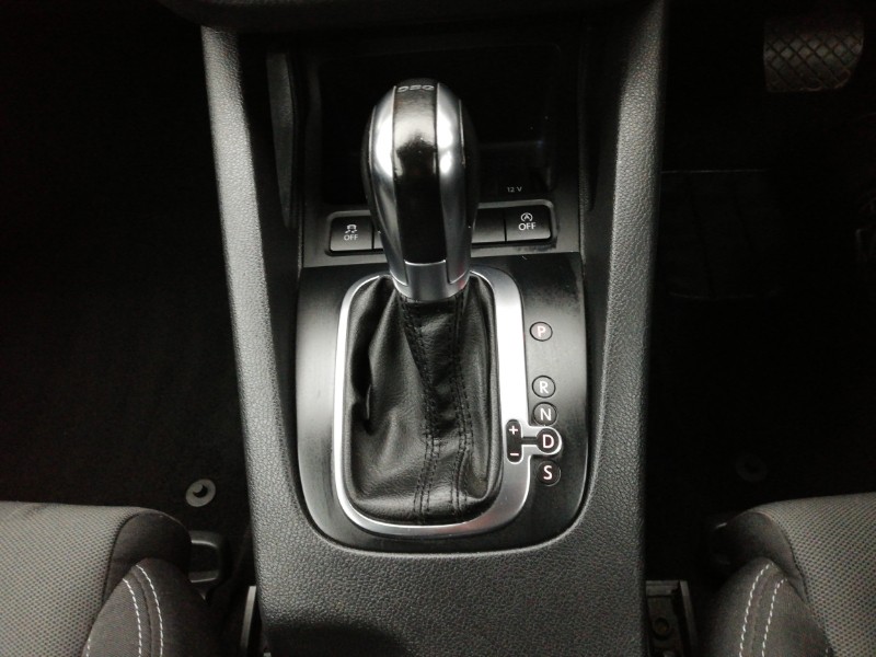 Used Volkswagen Scirocco 2011 for sale - 77329867: Photo 12