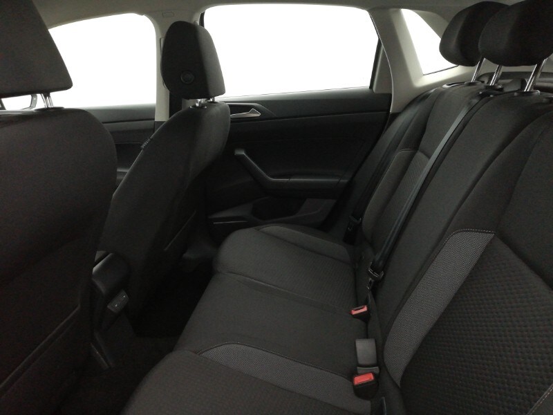 Used Volkswagen Polo 2024 for sale - 76478817: Photo 6