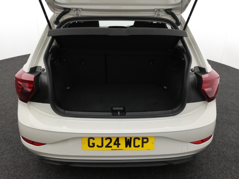 Used Volkswagen Polo 2024 for sale - 76478817: Photo 8