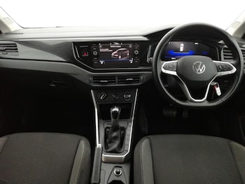 Used Volkswagen Polo 2024 for sale - 75409132: Photo