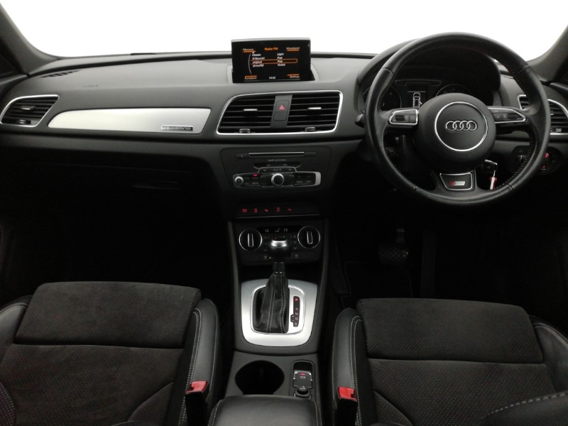 Used Audi Q3 2016 for sale - 77252496: Photo 2