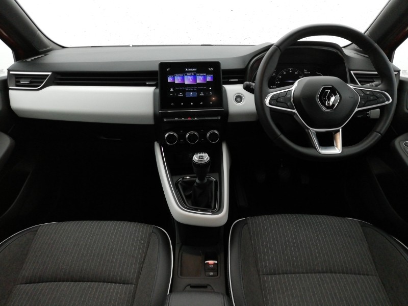 Used Renault Clio 2022 for sale - 77623773: Photo 2
