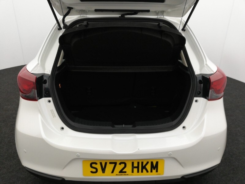 Used Mazda Mazda2 2022 for sale - 76543225: Photo 8