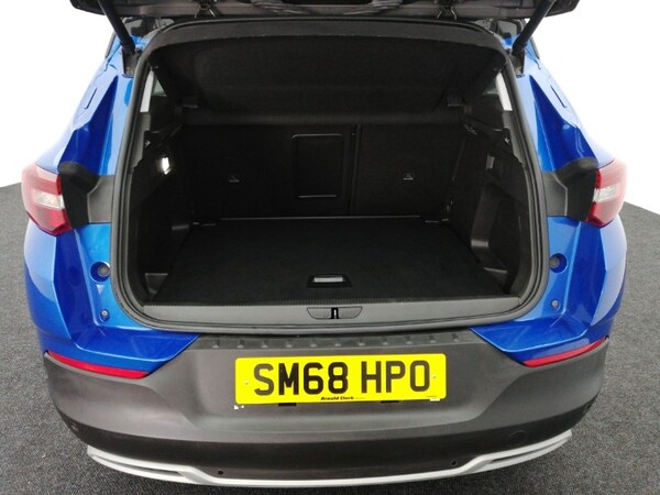 Used Vauxhall Grandland X 2018 for sale - 76233632: Photo 8