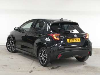 Used Toyota Yaris 2021 for sale - 74782472: Photo