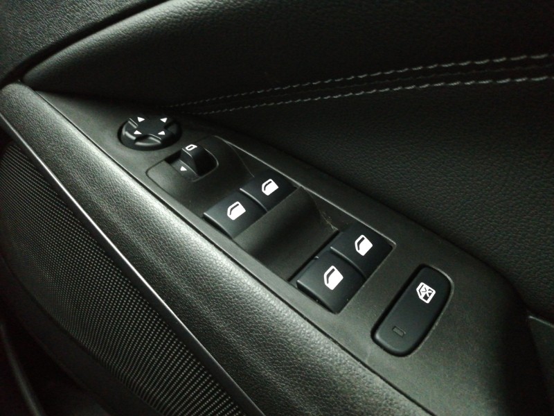 Used Vauxhall Crossland 2021 for sale - 76471702: Photo 15