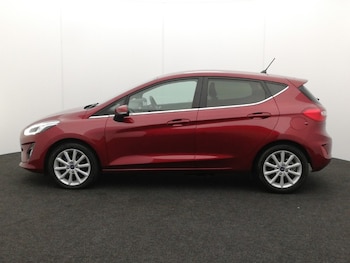 Used Ford Fiesta 2018 for sale - 76506644: Photo