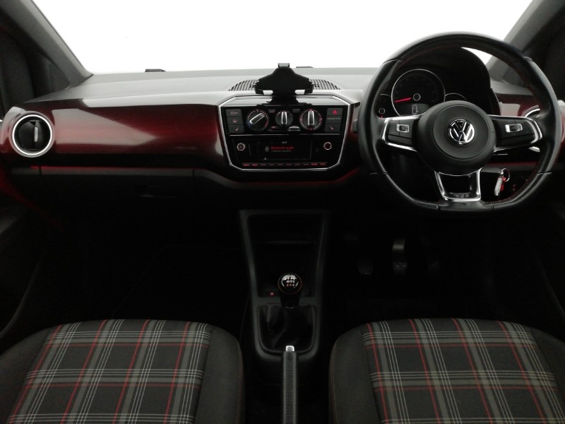 Used Volkswagen up! 2018 for sale - 77644694: Photo 2